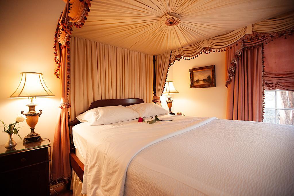 Monmouth Historic Inn Natchez Rum bild