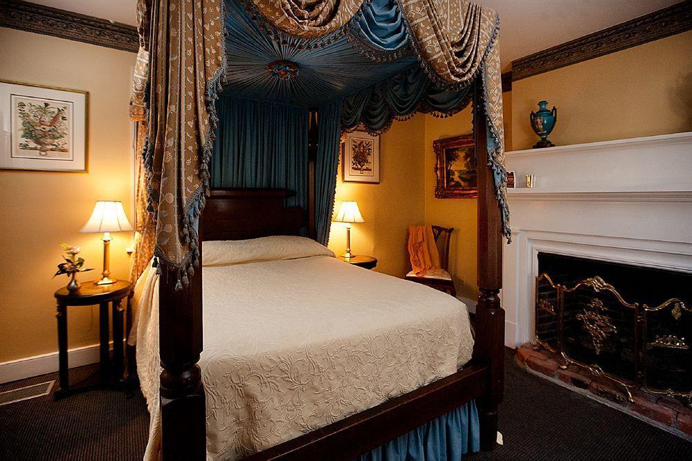 Monmouth Historic Inn Natchez Exteriör bild